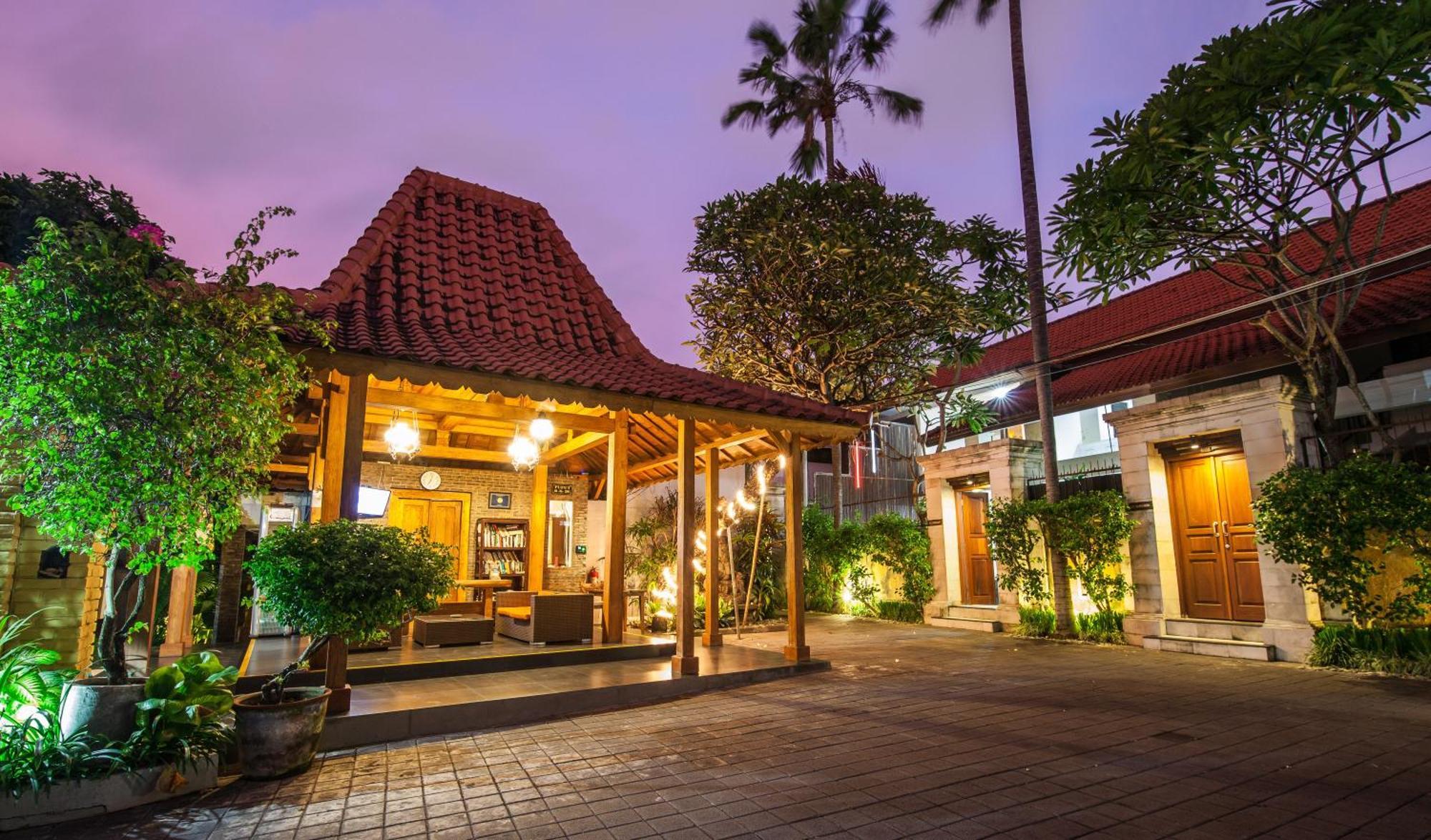 4-br Garden Legian 5-min Walk To And Shops Bali *