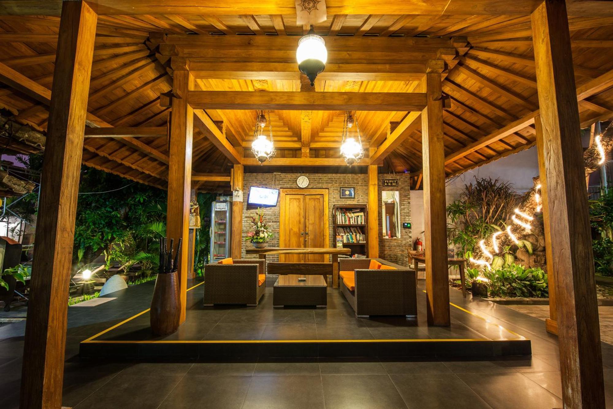 4-br Garden Legian 5-min Walk To And Shops Bali Seminyak (Bali)
